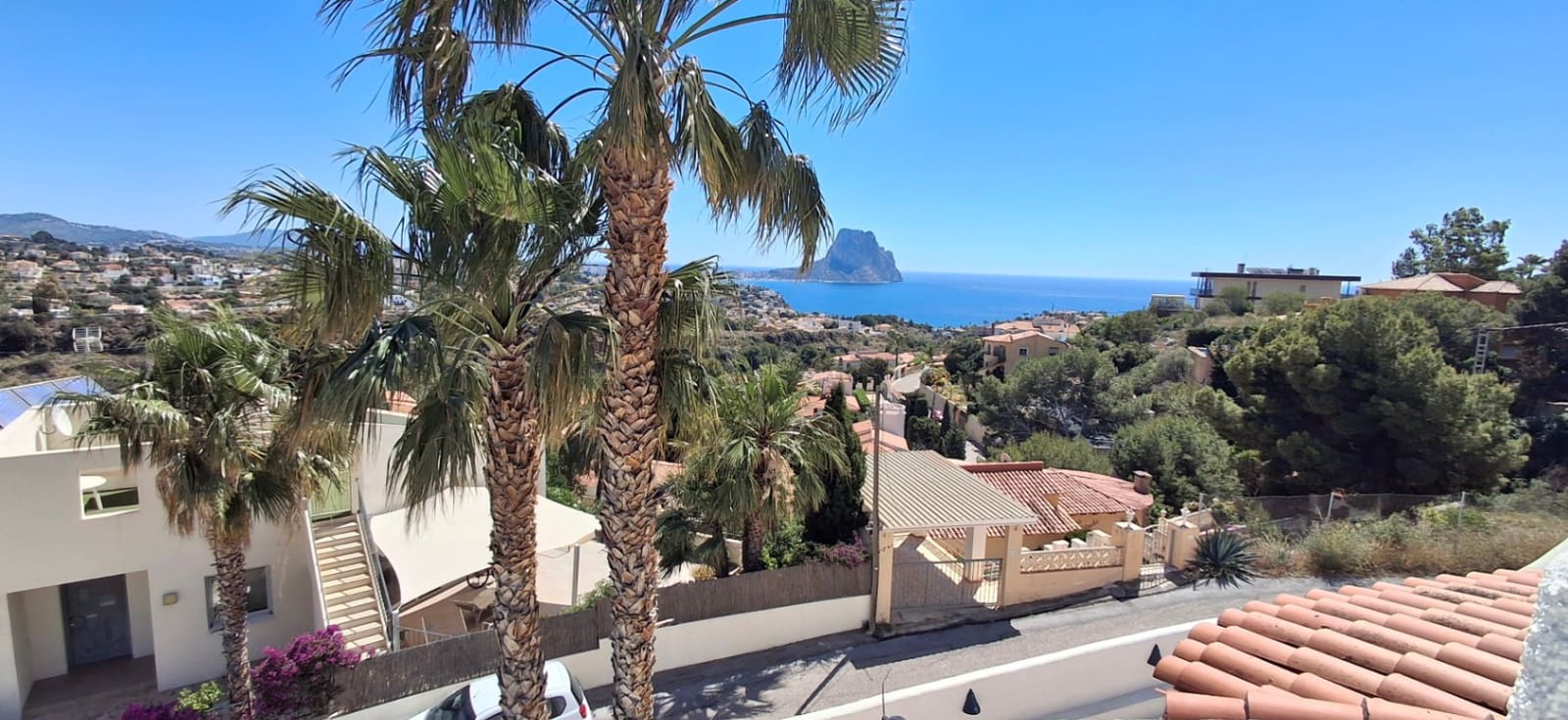 3 makuuhuone Huvila myytävänä paikassa Calpe / Calp mukana uima-altaan 
autotalli - 645 000 € (Ref: 9869905)