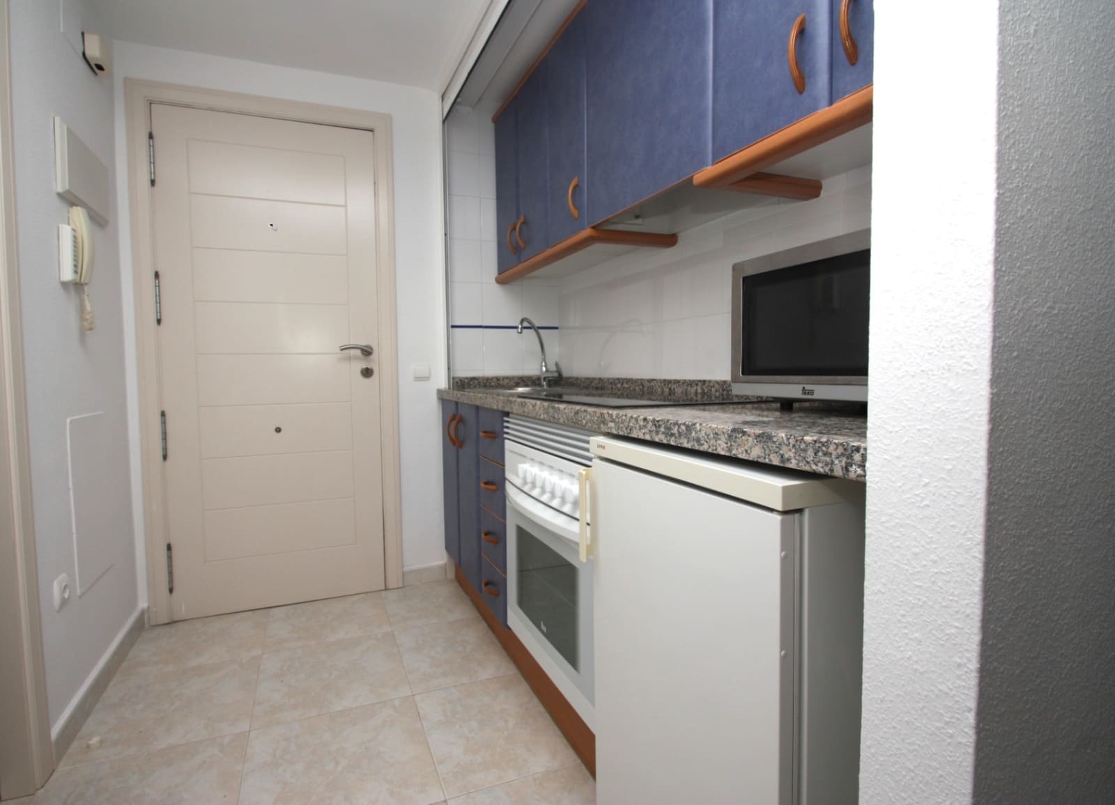 1 slaapkamer Appartement te koop in Calpe / Calp met zwembad - € 250.000 (Ref: 9880648)