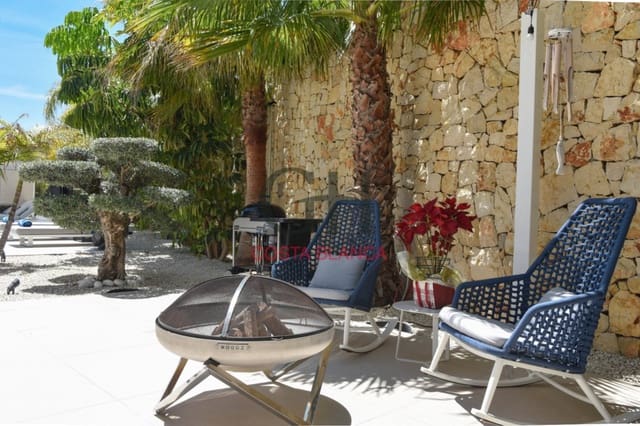 3 sypialnia Willa na sprzedaż w Moraira, Teulada-Moraira z basenem garażem - 2 100 000 € (Ref: 9907455)