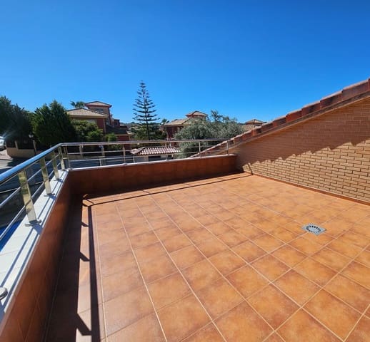 5 soverom Villa til salgs i La Alcayna, Molina de Segura med svømmebasseng - € 597 000 (Ref: 9911783)