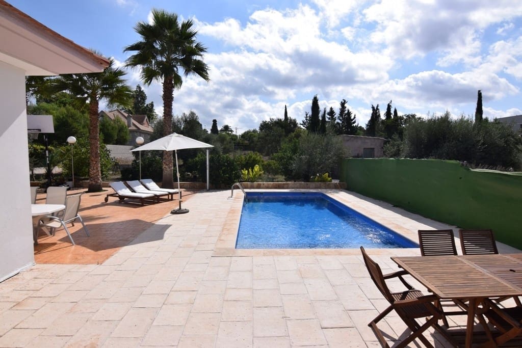 4 bedroom Villa for sale in Molina de Segura with pool - € 550,000 (Ref: 9911786)