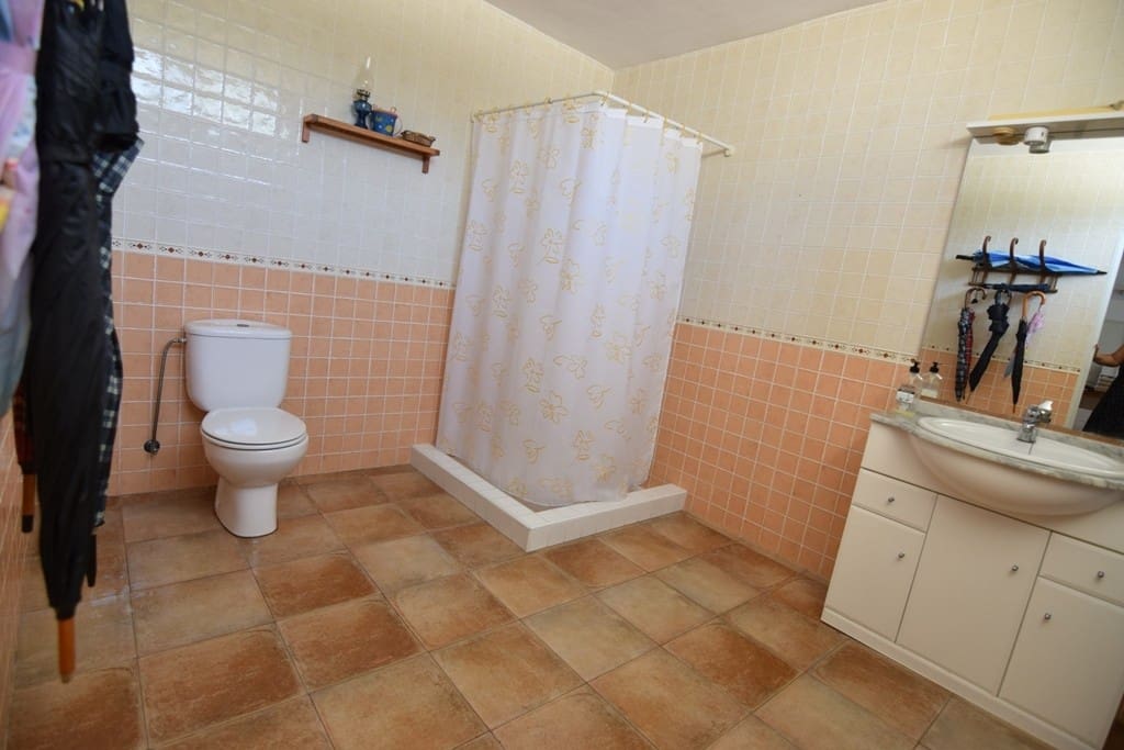 4 bedroom Villa for sale in Molina de Segura with pool - € 550,000 (Ref: 9911786)