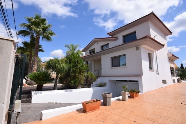 4 bedroom Villa for sale in Molina de Segura with pool - € 550,000 (Ref: 9911786)
