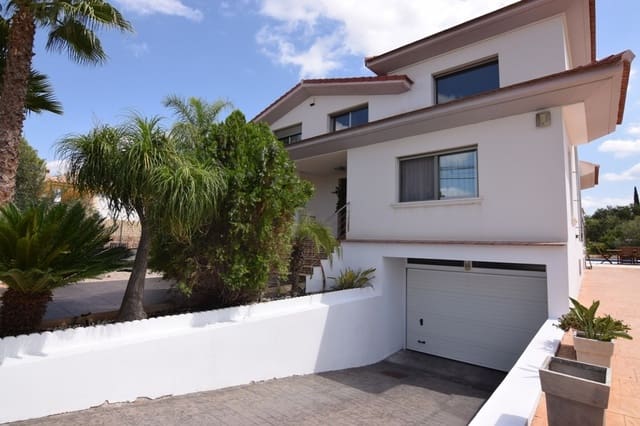 4 bedroom Villa for sale in Molina de Segura with pool - € 550,000 (Ref: 9911786)