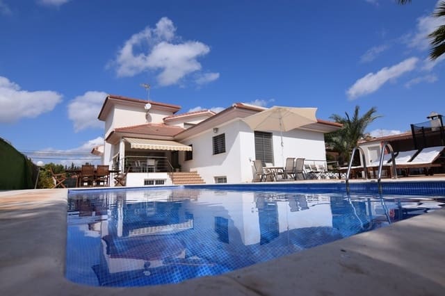 4 bedroom Villa for sale in Molina de Segura with pool - € 550,000 (Ref: 9911786)