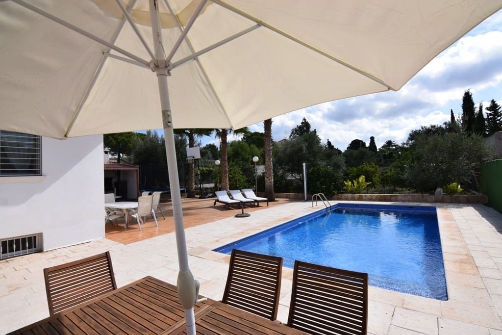 4 bedroom Villa for sale in Molina de Segura with pool - € 550,000 (Ref: 9911786)
