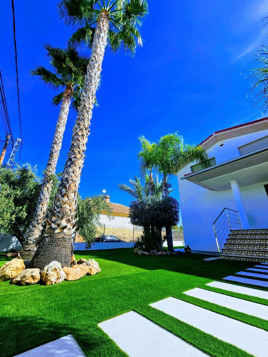 4 bedroom Villa for sale in Molina de Segura with pool - € 550,000 (Ref: 9911786)
