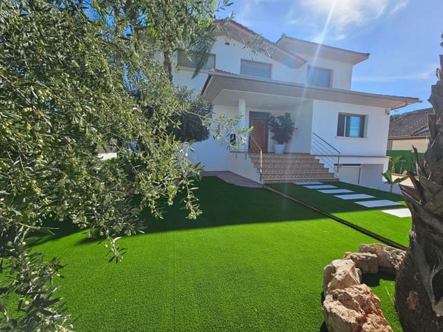 4 bedroom Villa for sale in Molina de Segura with pool - € 550,000 (Ref: 9911786)