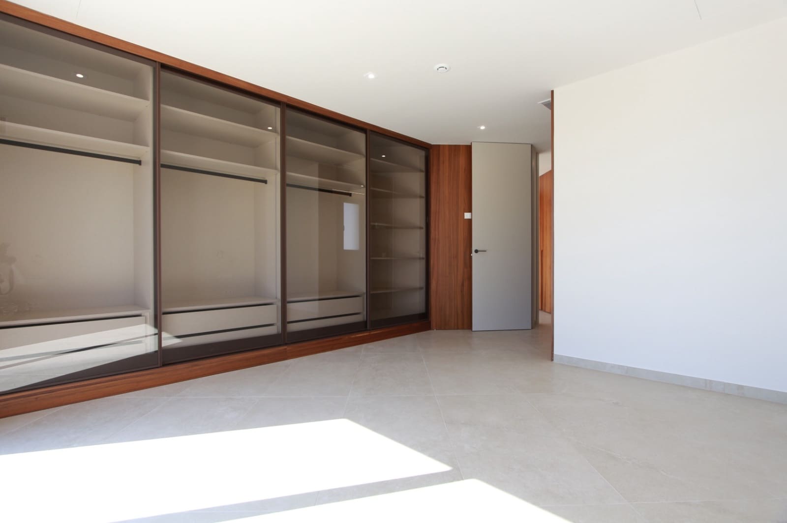 4 slaapkamer Villa te koop in Calpe / Calp met zwembad garage - € 1.550.000 (Ref: 9912654)