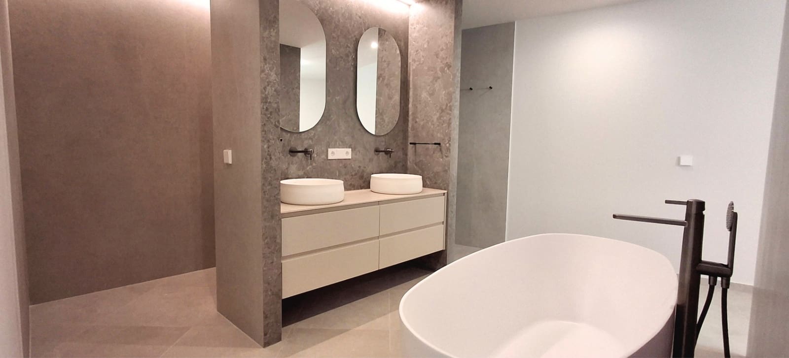 4 slaapkamer Villa te koop in Calpe / Calp met zwembad garage - € 1.550.000 (Ref: 9912654)