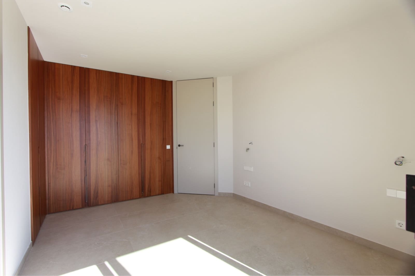 4 slaapkamer Villa te koop in Calpe / Calp met zwembad garage - € 1.550.000 (Ref: 9912654)