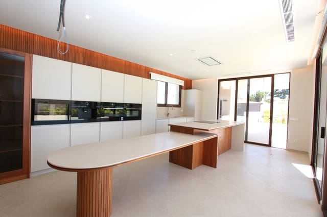 4 slaapkamer Villa te koop in Calpe / Calp met zwembad garage - € 1.550.000 (Ref: 9912654)