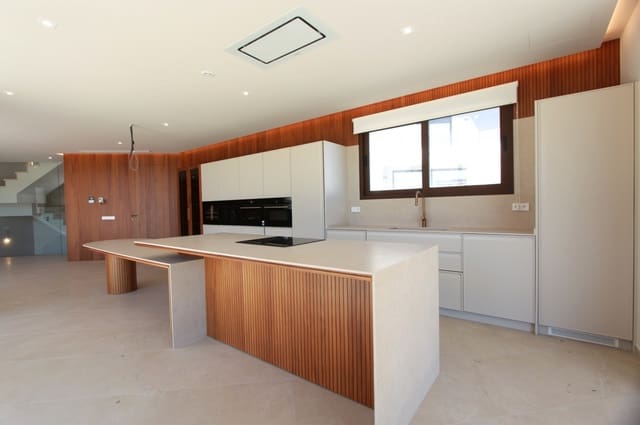4 slaapkamer Villa te koop in Calpe / Calp met zwembad garage - € 1.550.000 (Ref: 9912654)