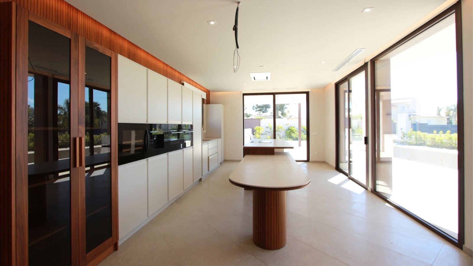 4 slaapkamer Villa te koop in Calpe / Calp met zwembad garage - € 1.550.000 (Ref: 9912654)