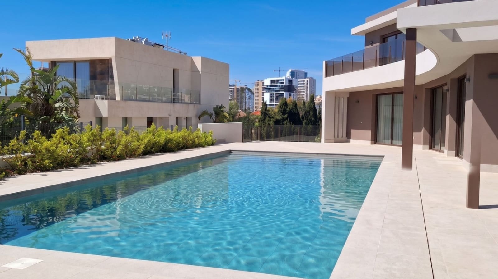 4 slaapkamer Villa te koop in Calpe / Calp met zwembad garage - € 1.550.000 (Ref: 9912654)