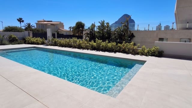 4 slaapkamer Villa te koop in Calpe / Calp met zwembad garage - € 1.550.000 (Ref: 9912654)