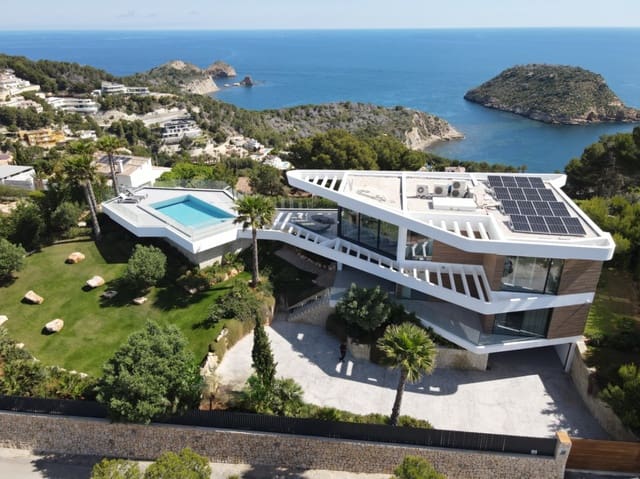 4 bedroom Villa for sale in Javea / Xàbia with pool garage - € 3,995,000 (Ref: 9912655)
