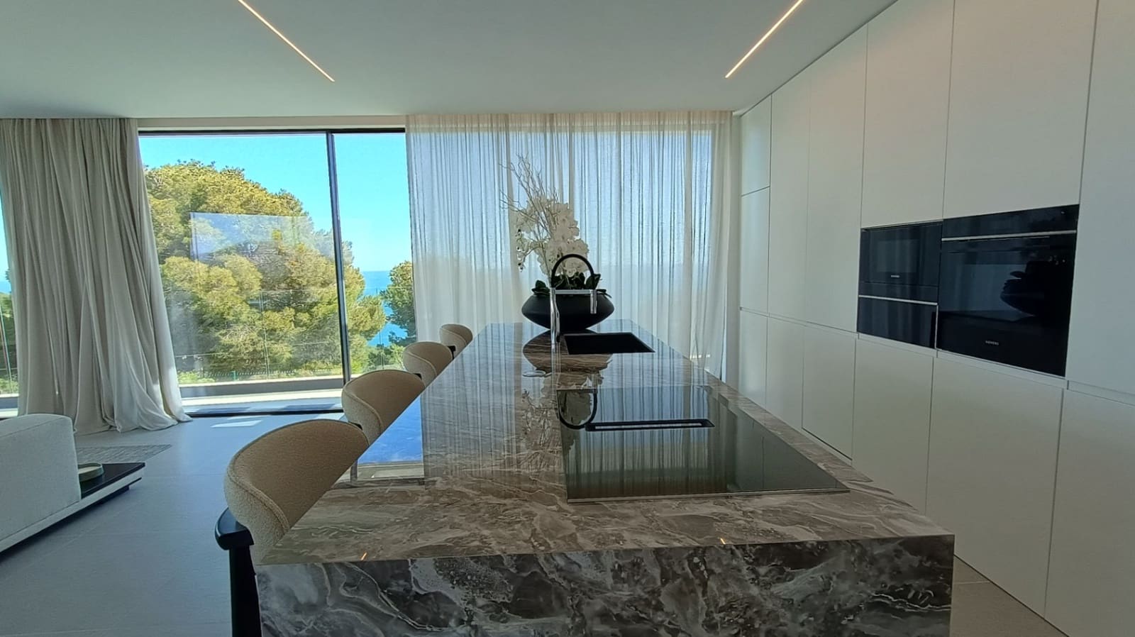 4 bedroom Villa for sale in Javea / Xabia with pool garage - € 3,995,000 (Ref: 9912655)