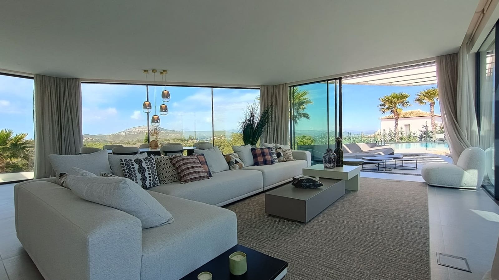 4 bedroom Villa for sale in Javea / Xabia with pool garage - € 3,995,000 (Ref: 9912655)