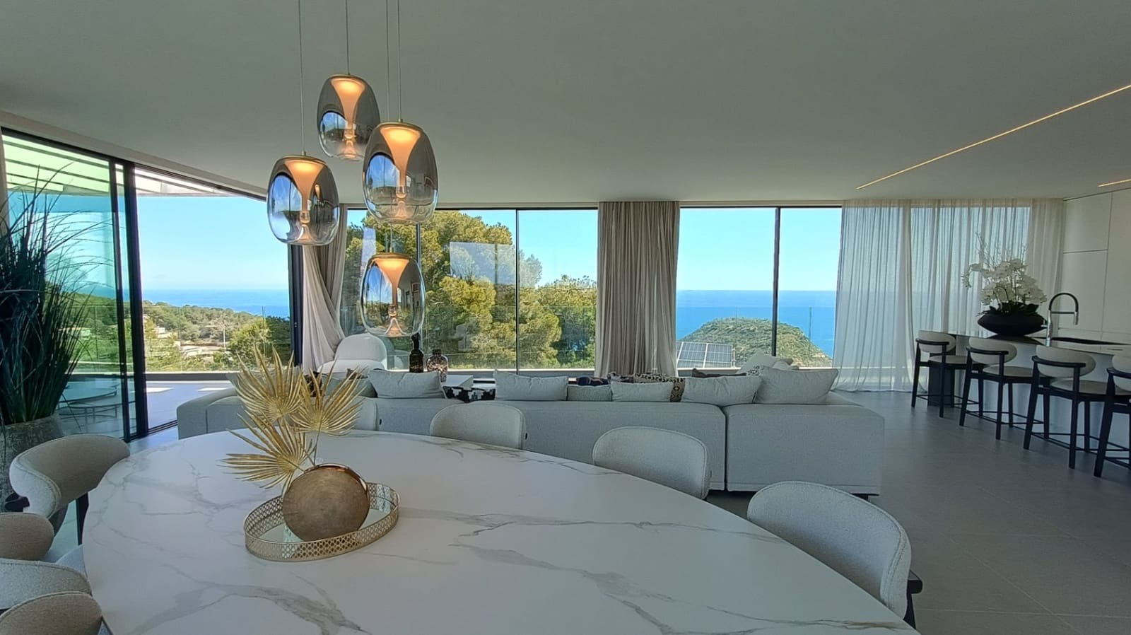 4 bedroom Villa for sale in Javea / Xabia with pool garage - € 3,995,000 (Ref: 9912655)