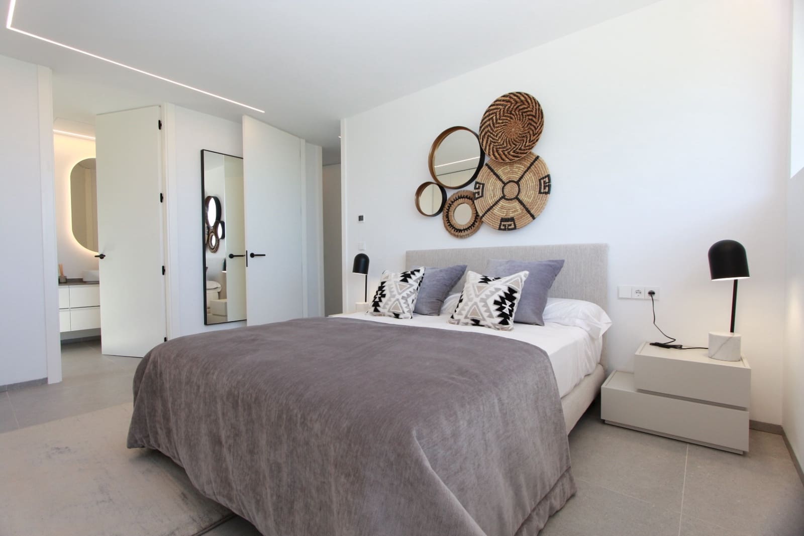 4 bedroom Villa for sale in Javea / Xabia with pool garage - € 3,995,000 (Ref: 9912655)