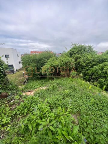 Teren niezagospodarowany na sprzedaż w Vigo - 235 000 € (Ref: 9801378)