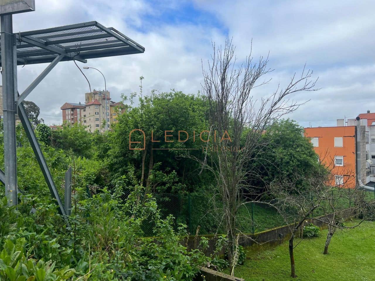 Terreno/Finca Rústica en Vigo en venta - 235.000 € (Ref: 9801378)