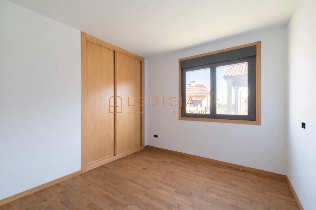 3 makuuhuone Huvila myytävänä paikassa Tomino mukana uima-altaan 
autotalli - 310 000 € (Ref: 9801381)