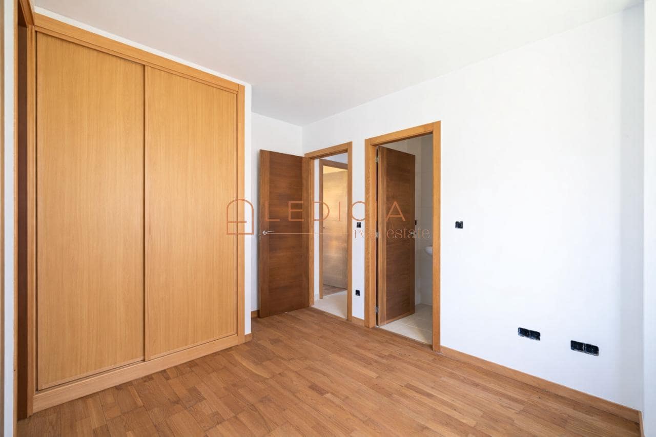 3 makuuhuone Huvila myytävänä paikassa Tomino mukana uima-altaan 
autotalli - 310 000 € (Ref: 9801381)