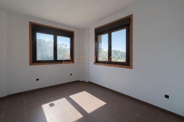 Chalet de 3 habitaciones en Tomiño en venta con piscina garaje - 310.000 € (Ref: 9801381)