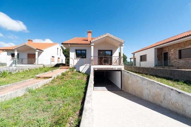 3 bedroom Villa for sale in Tomiño with pool garage - € 297,000 (Ref: 9801381)