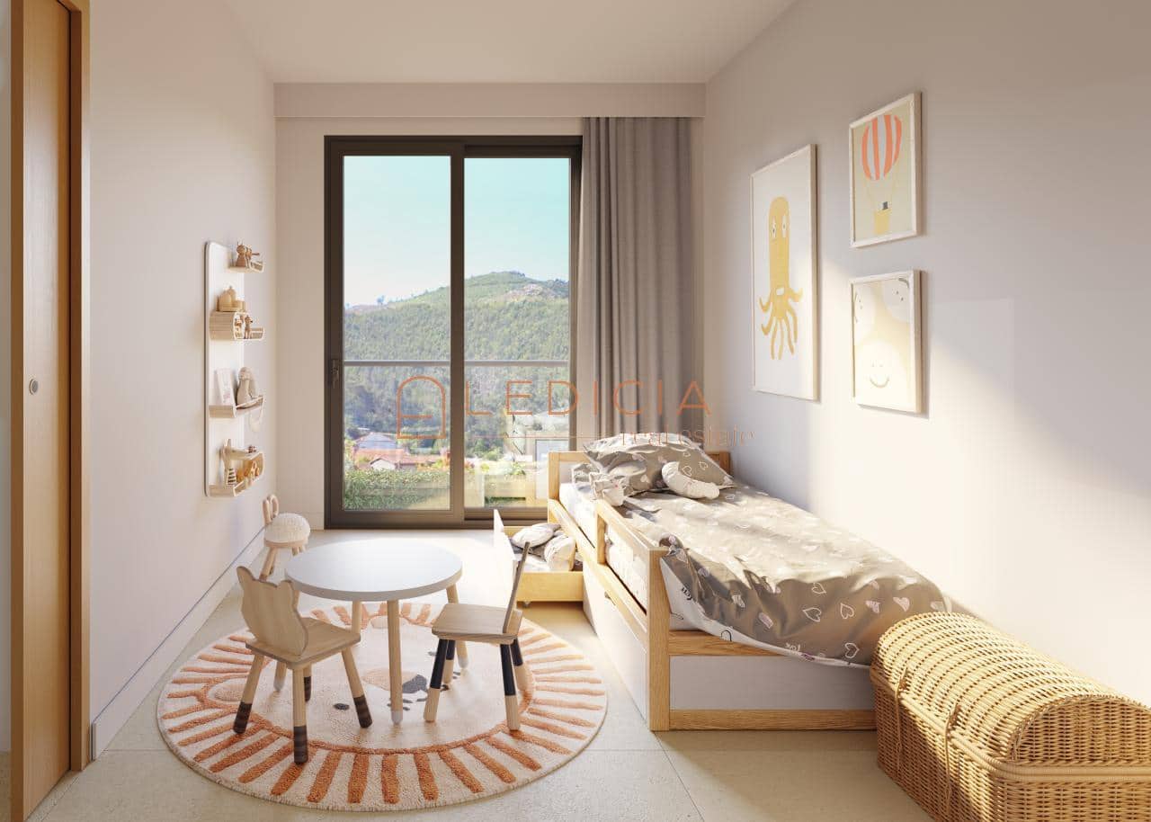 4 sypialnia Willa na sprzedaż w Vigo z basenem garażem - 700 000 € (Ref: 9801382)