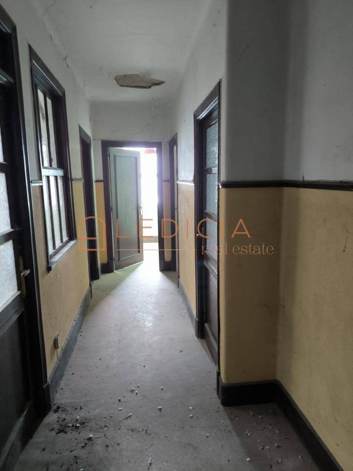 10 camera da letto Casa in vendita in Vigo con garage - 230.000 € (Rif: 9801387)