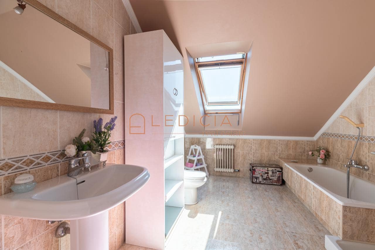 4 camera da letto Appartamento in vendita in Vigo con garage - 460.000 € (Rif: 9801388)