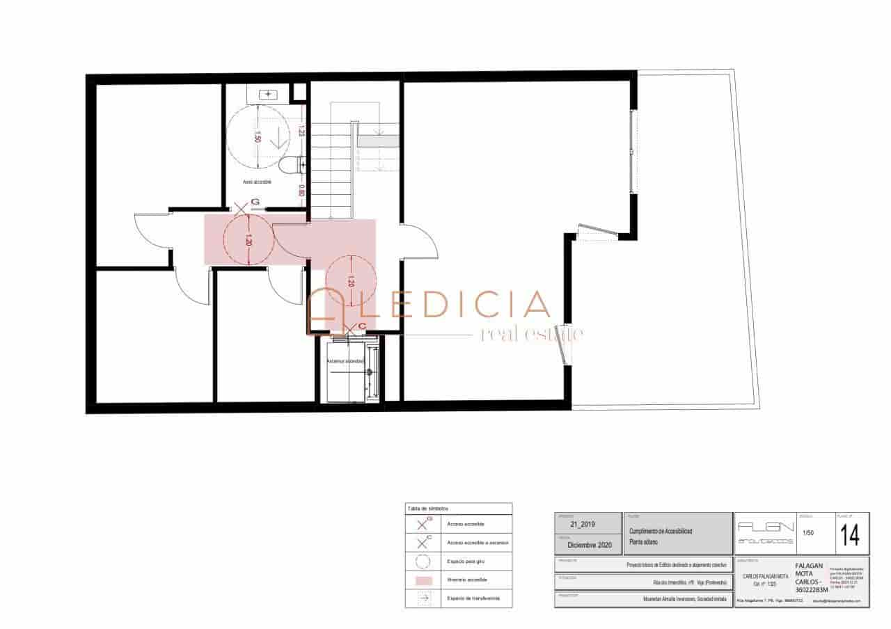 Casa de 18 habitaciones en Vigo en venta - 1.600.000 € (Ref: 9801391)