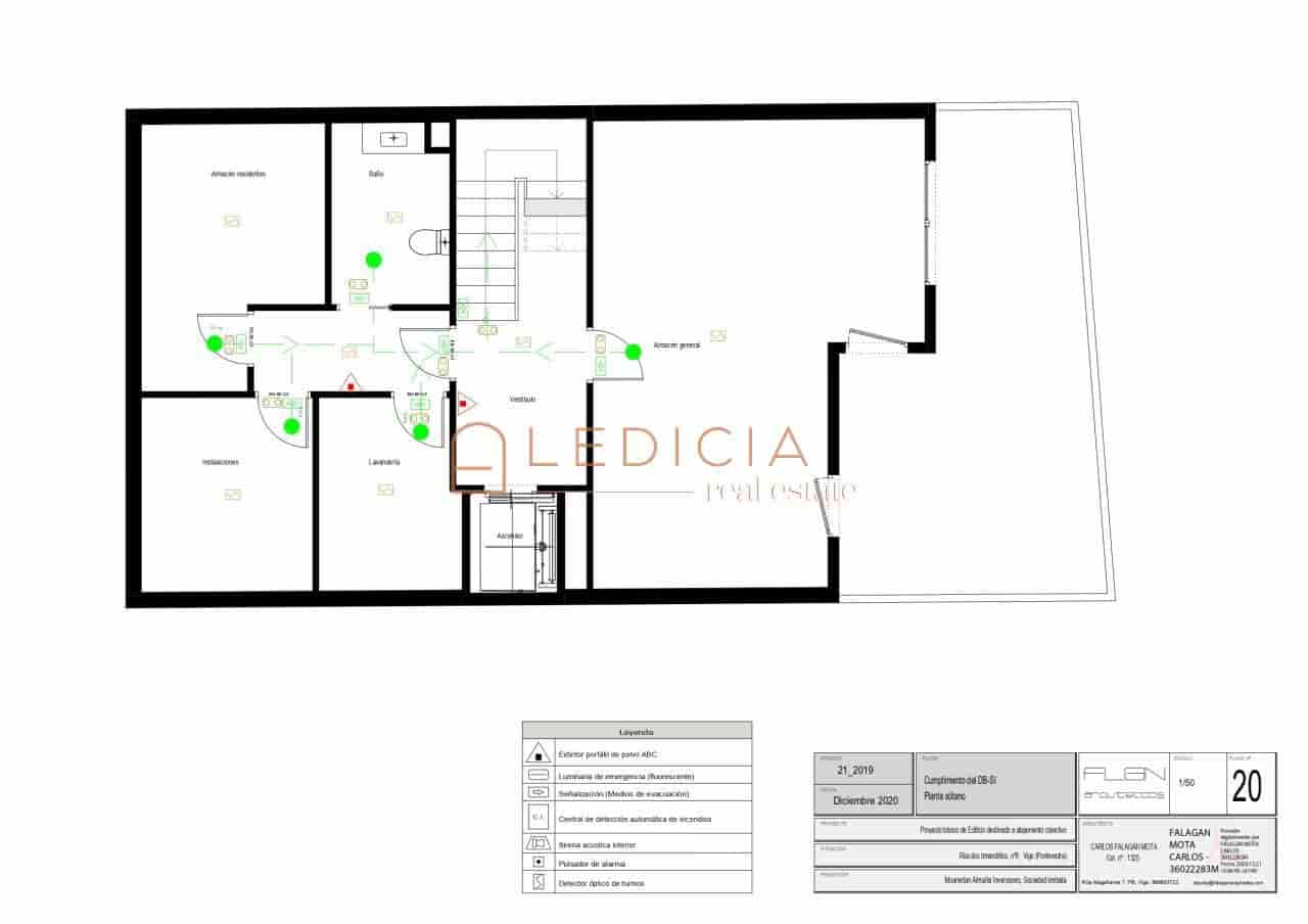 Casa de 18 habitaciones en Vigo en venta - 1.600.000 € (Ref: 9801391)