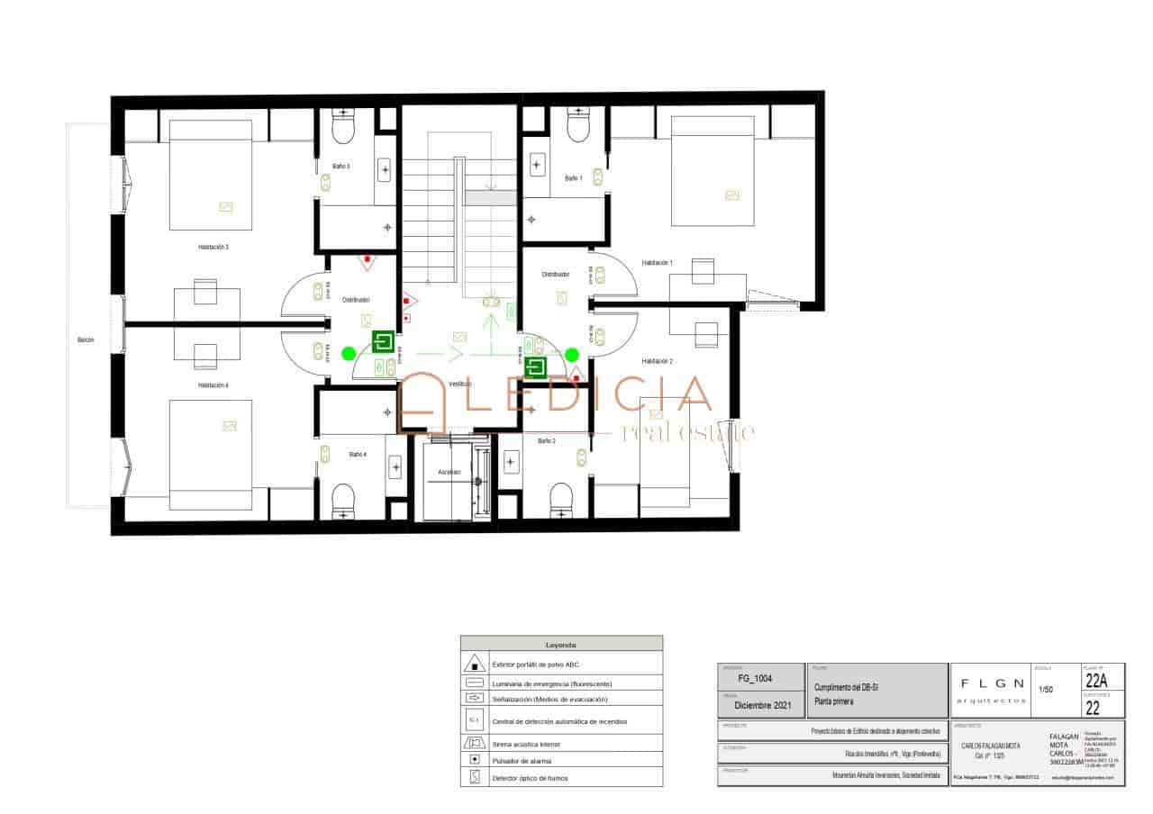 Casa de 18 habitaciones en Vigo en venta - 1.600.000 € (Ref: 9801391)