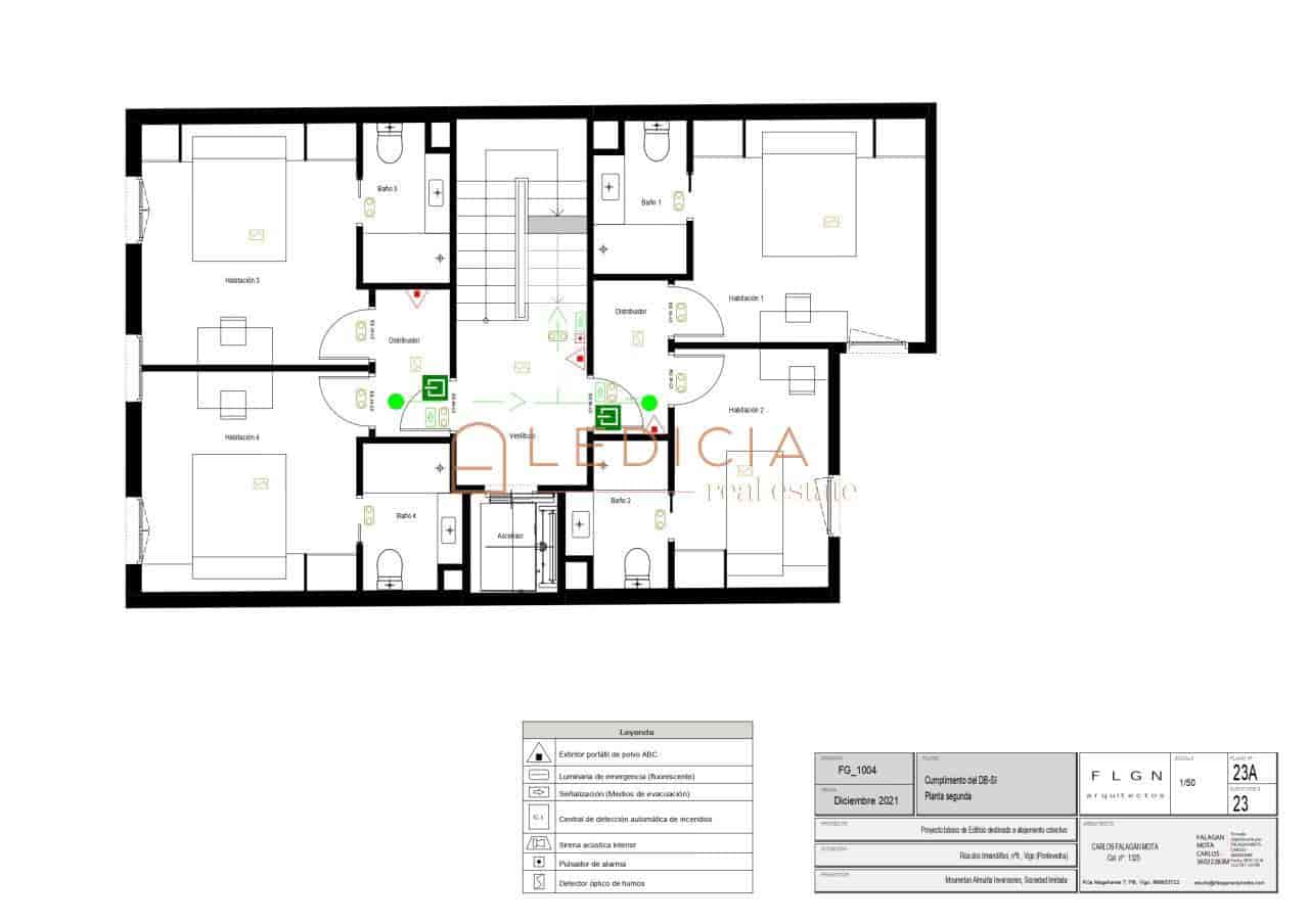 Casa de 18 habitaciones en Vigo en venta - 1.600.000 € (Ref: 9801391)