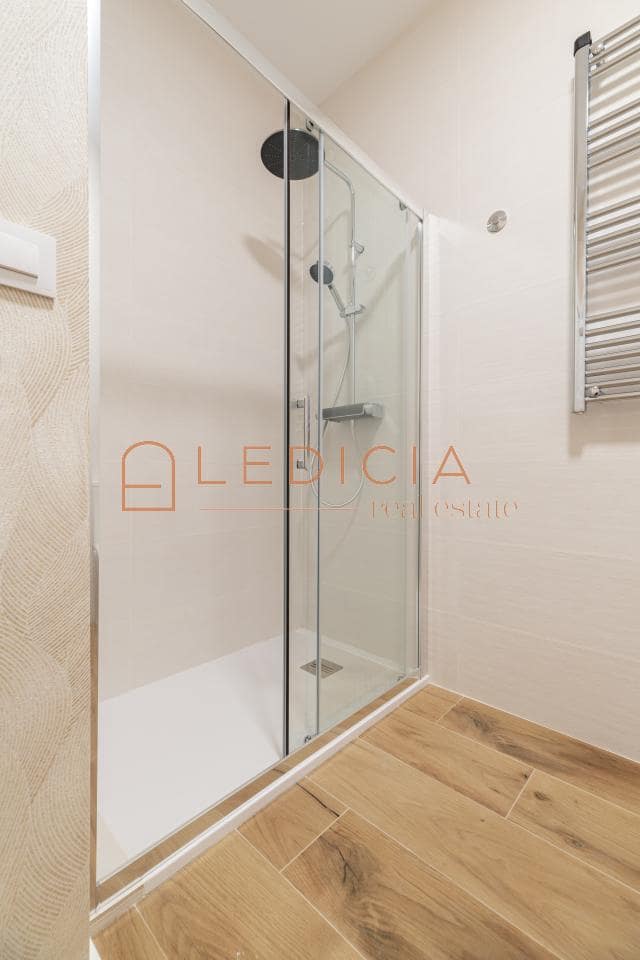 3 sovrum Strandlägenhet till salu i Cangas - 221 000 € (Ref: 9801395)