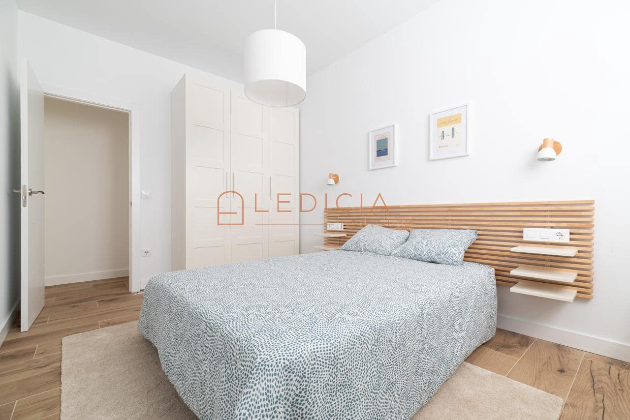 3 sovrum Strandlägenhet till salu i Cangas - 221 000 € (Ref: 9801395)