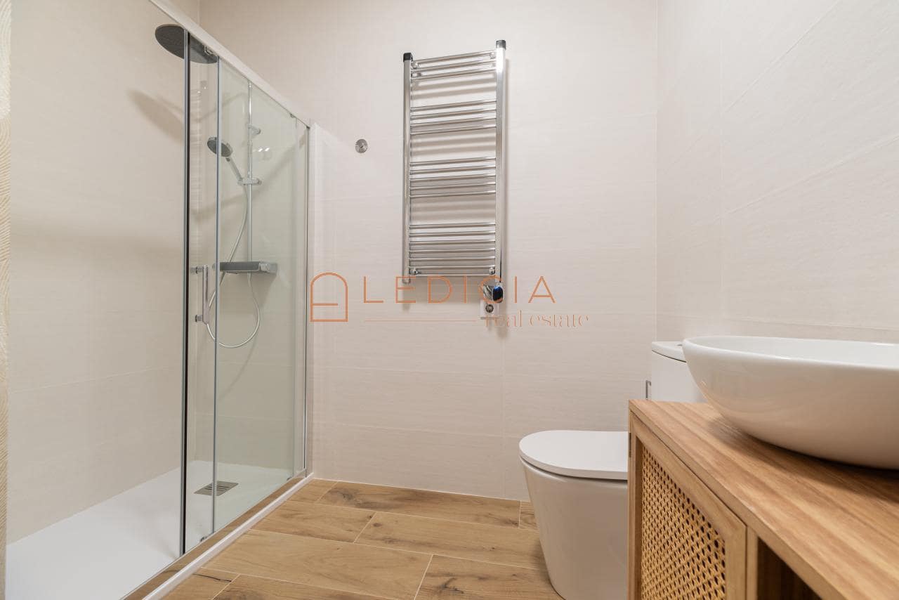 3 sovrum Strandlägenhet till salu i Cangas - 221 000 € (Ref: 9801395)