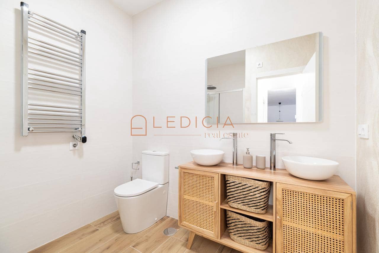 3 sovrum Strandlägenhet till salu i Cangas - 221 000 € (Ref: 9801395)