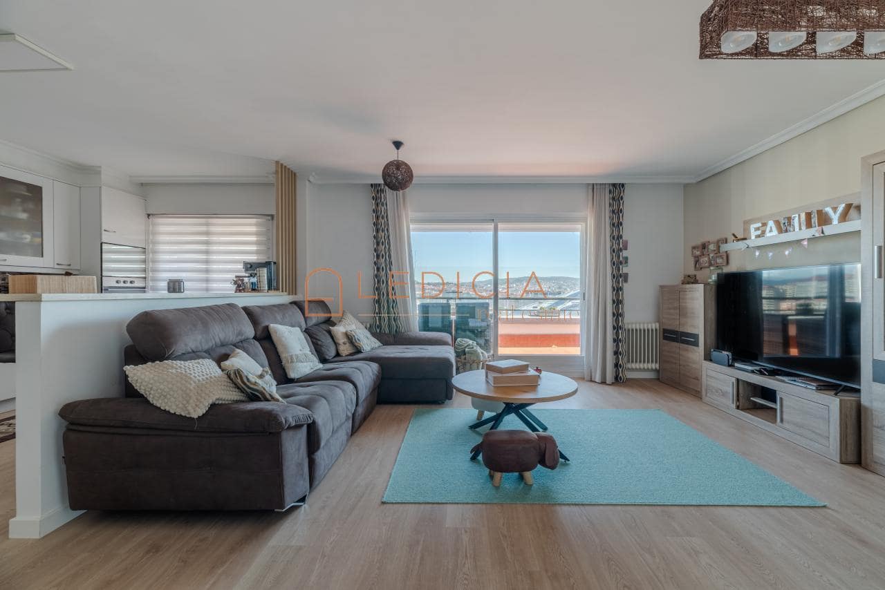 4 slaapkamer Penthouse te koop in Vigo met garage - € 460.000 (Ref: 9806047)