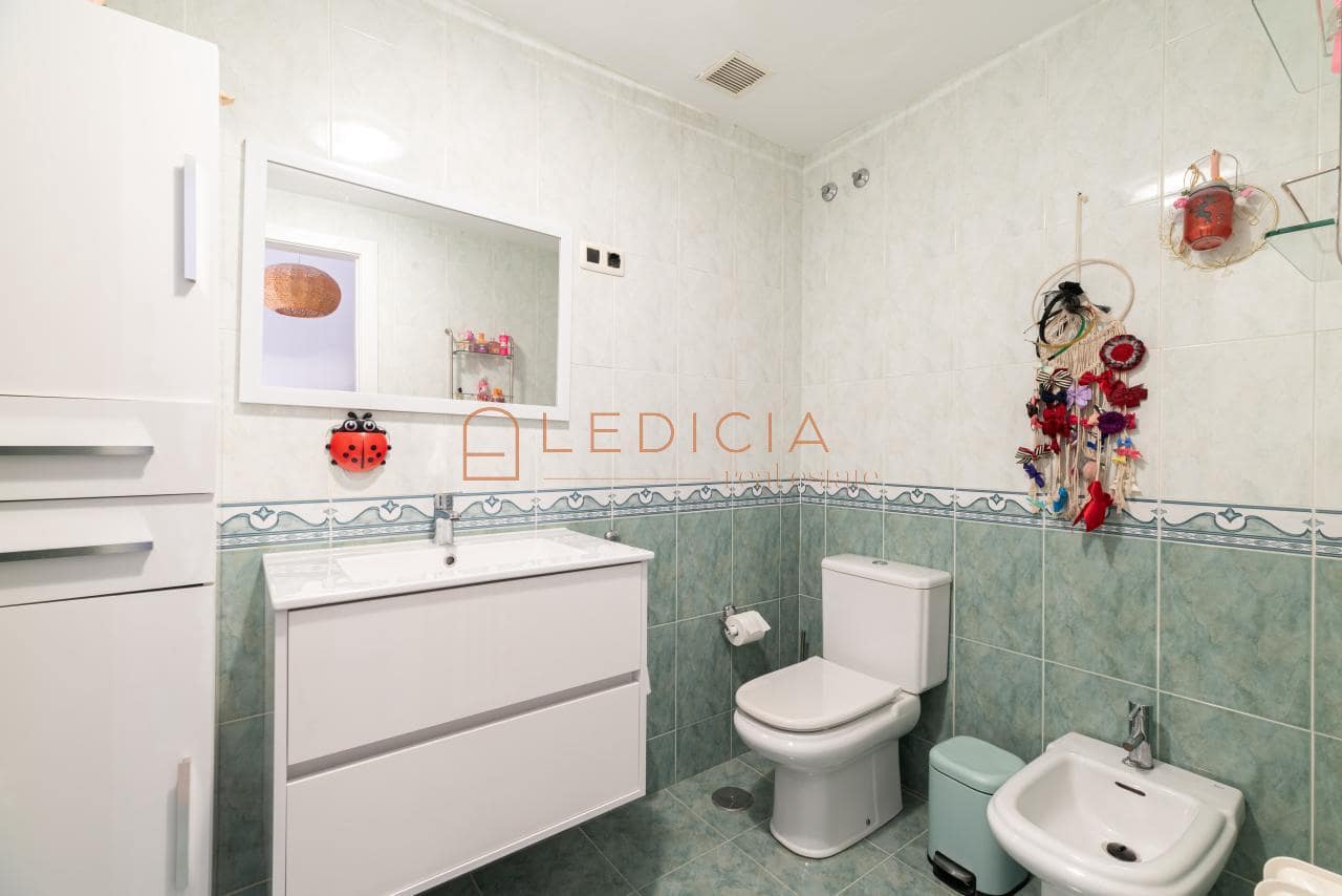 4 slaapkamer Penthouse te koop in Vigo met garage - € 460.000 (Ref: 9806047)