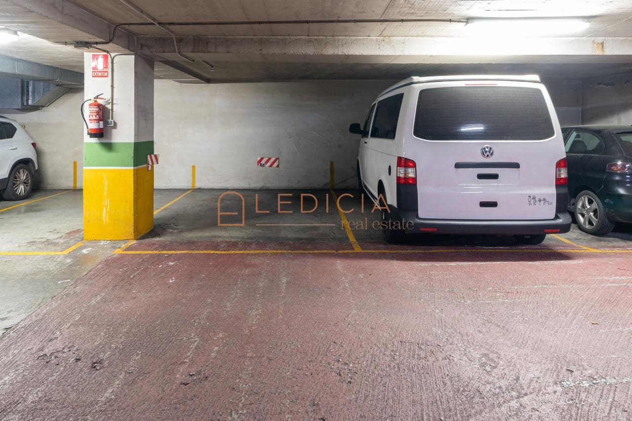 4 slaapkamer Penthouse te koop in Vigo met garage - € 460.000 (Ref: 9806047)