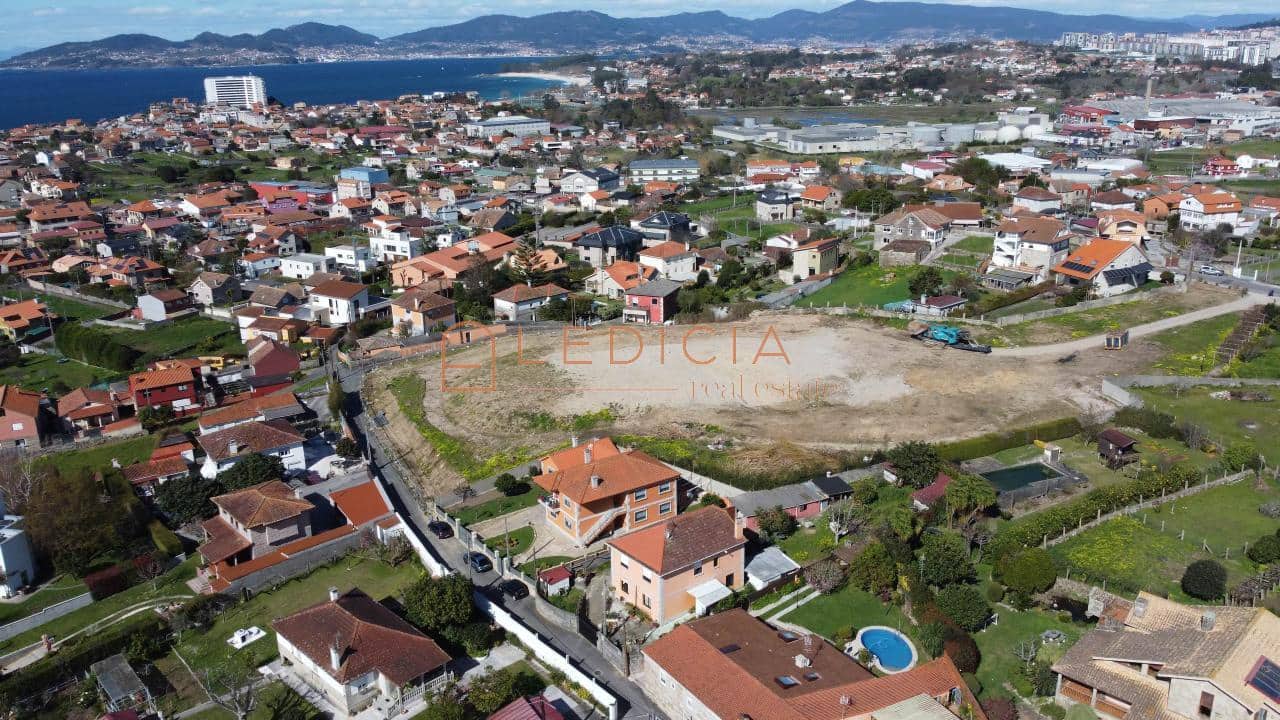 Grunde uden byggetilladelser til salg i Vigo - € 195.000 (Ref: 9819868)