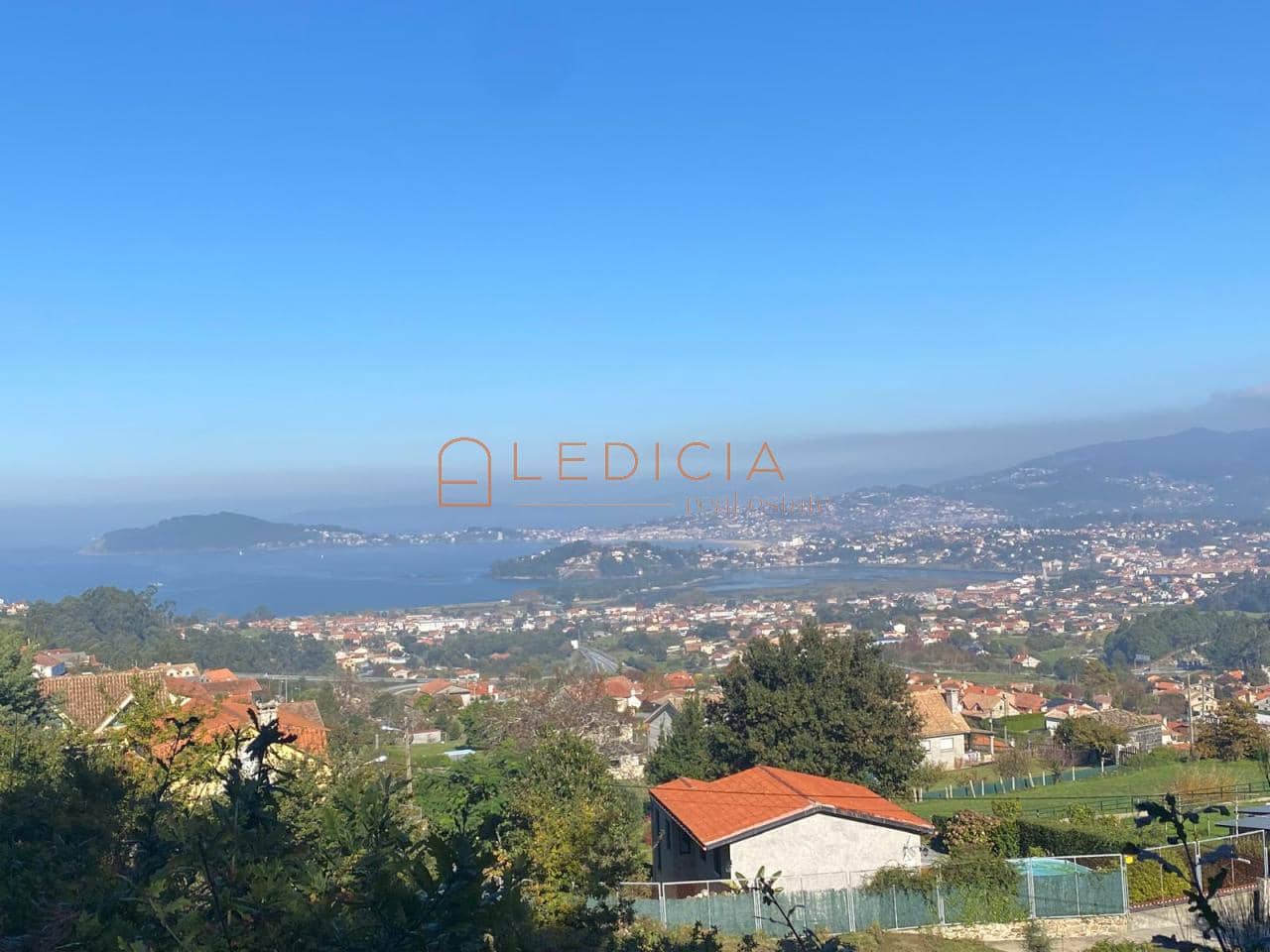 Mark till salu i Baiona - 125 000 € (Ref: 9819869)