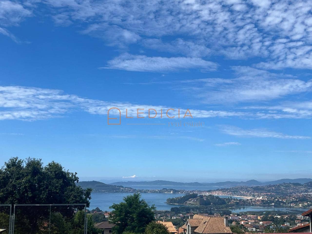 Mark till salu i Baiona - 125 000 € (Ref: 9819869)