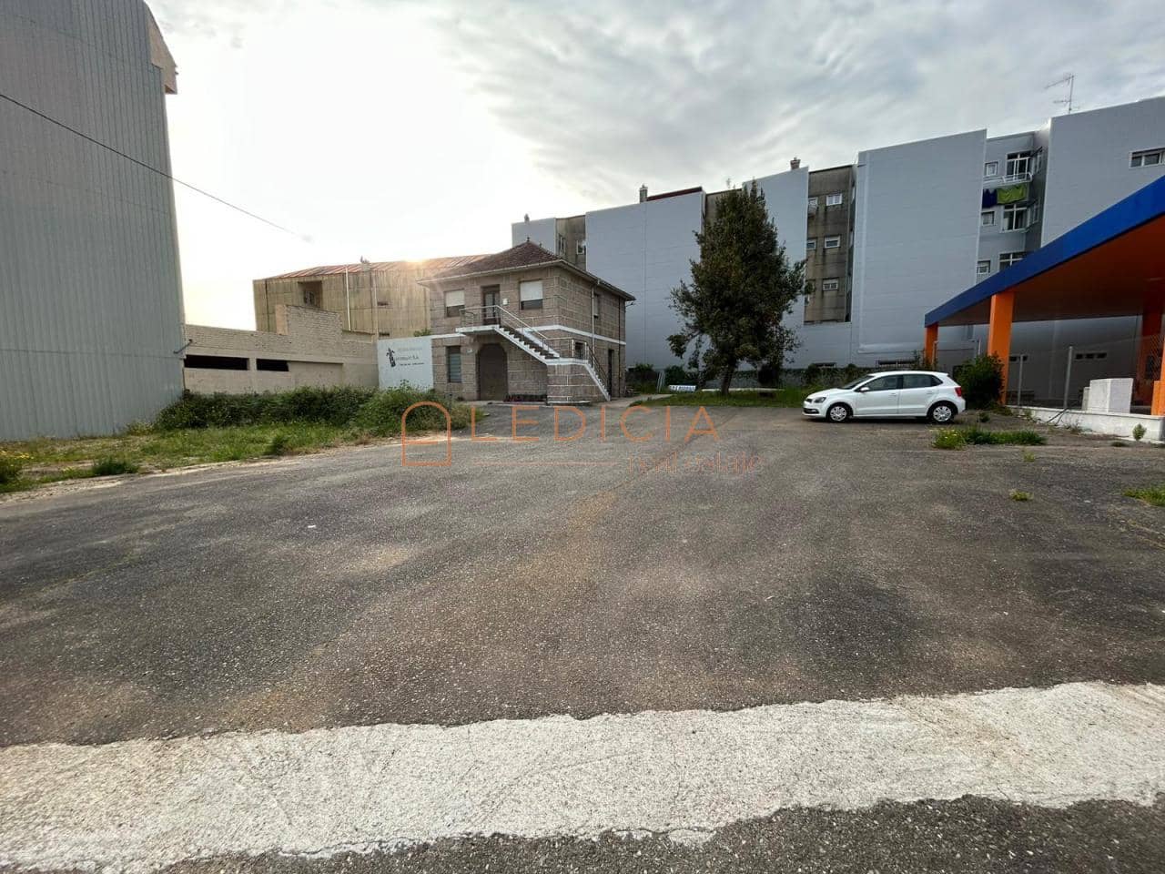 Undeveloped Land for sale in O Porrino - € 495,000 (Ref: 9835160)