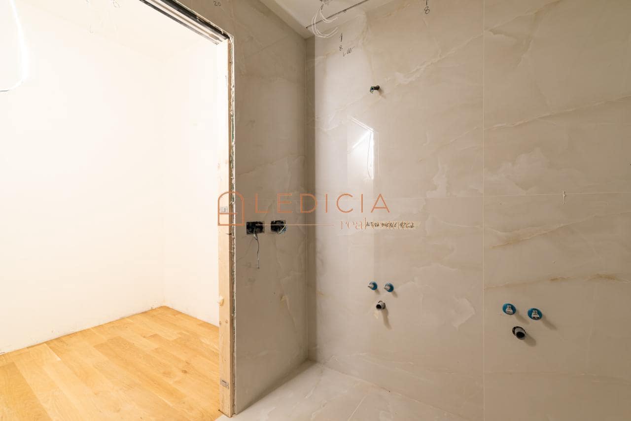 3 sypialnia Mieszkanie na sprzedaż w Vigo z garażem - 710 000 € (Ref: 9883996)